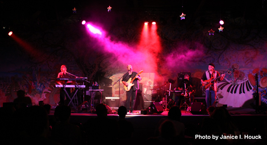 Warpside_LIVE-2010.jpg